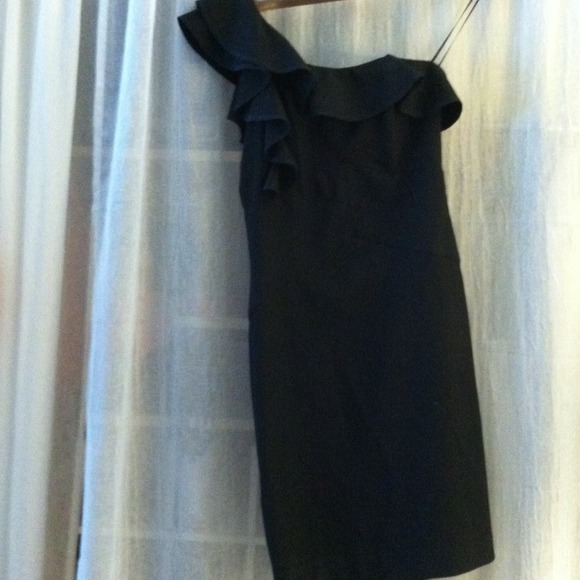 Black Halo Dresses & Skirts - REDUCEDBlack one shoulder ruffle cocktail dress 😄