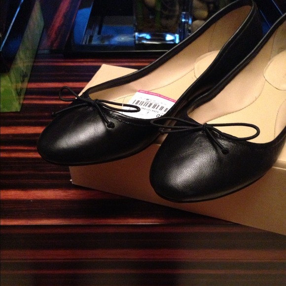 Bundle for @vintagequeen. Zara flats, Sam Edelman