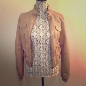 💟REDUCED! Tan faux leather jacket