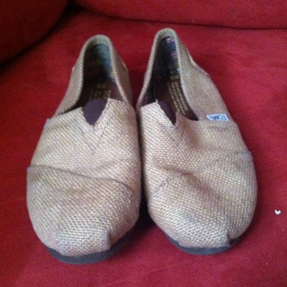 Toms tan!! Reserved @suejoy