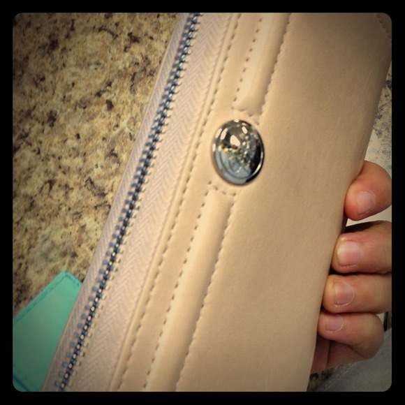 ***Sold***Nude Coach Zippy Wallet