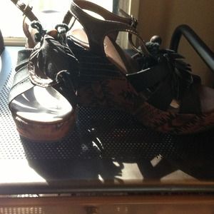 BKE sole wedges! Worn once!