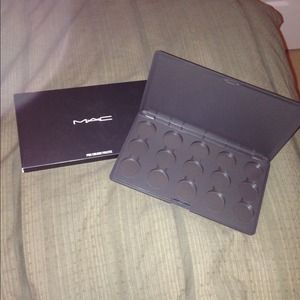 MAC Pro Colour Palette