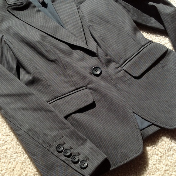 SALE Brand new Banana Republic pinstripe blazer! - Picture 3 of 5
