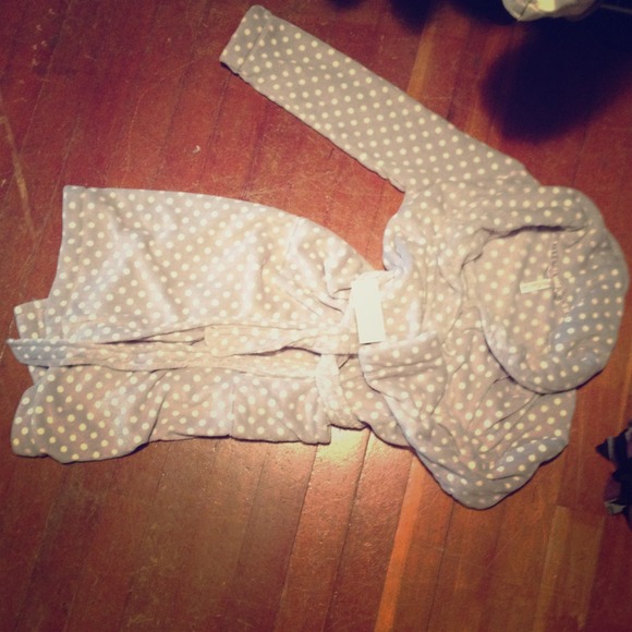 Gray plush bathroom. Never used.