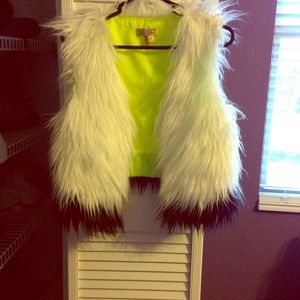 Vera wang princess vest