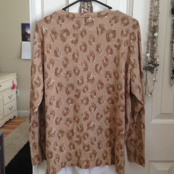 Old navy Cardigan. New without tags. - Picture 4 of 4