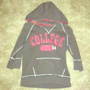 ❤❤sold❤❤Vanity brown large hoodie 3/4 sleeve v