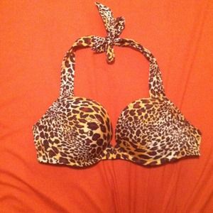 VS BOMBSHELL bikini top!