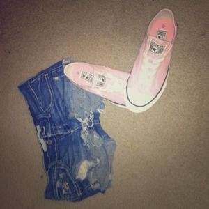 Converse and Plaid shoes!!