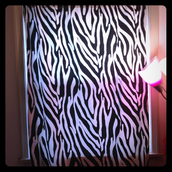 Zebra curtain! :)
