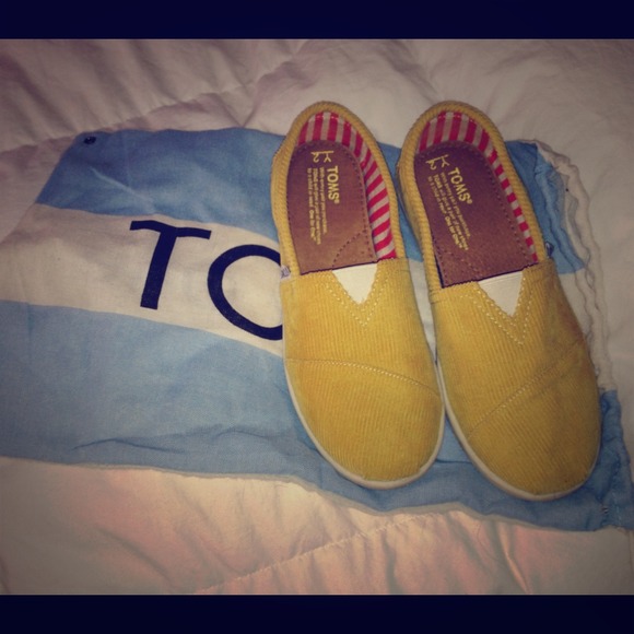 Reserved bundle! Mustard Y2 Toms Abercrombie dress