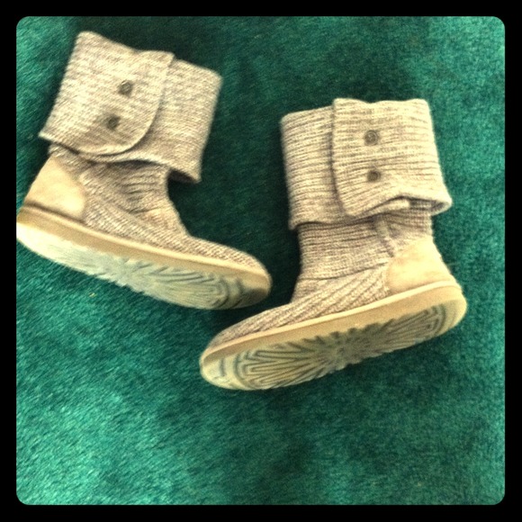 Super comfy knit UGG boots!