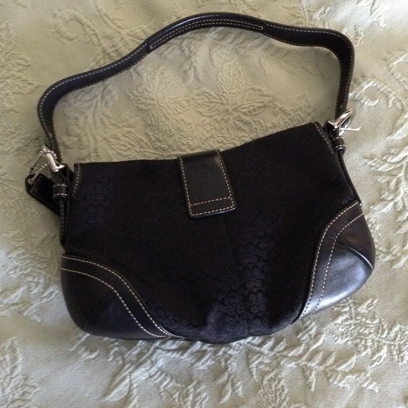Coach Signature Purse • All Black - Picture 3 of 4