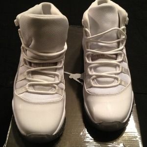 Jordan 11's