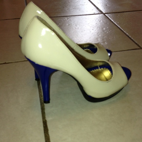 Rampage heels - Picture 2 of 3