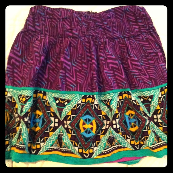 ✨SOLD✨ Forever 21 Tribal Skirt
