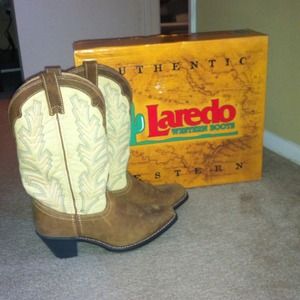 Laredo Western Tan/Buckskin Boots
