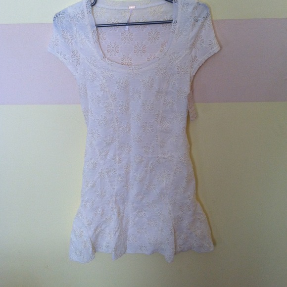 🚫Sold!!🚫 Off white Free People Dress - Picture 1 of 4