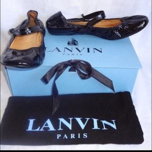 ⬇️⬇️. 💯Lanvin Black Leather Strap Ballet Shoes