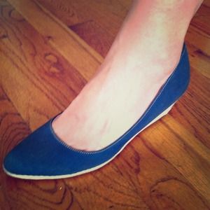 New w/o box, French blue canvas wedge shoes.