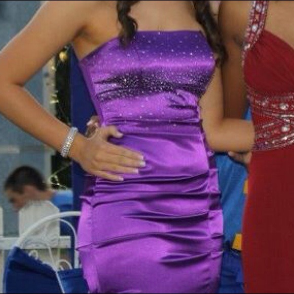 Prom/ homecoming/ Formal dress - Picture 3 of 3