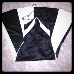 Long black and white dress