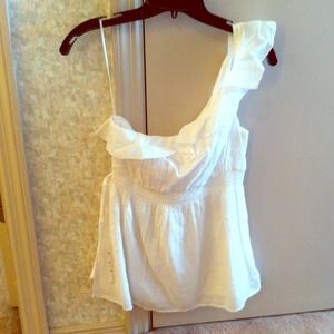 RESERVED!size 6 brand new one shoulder top