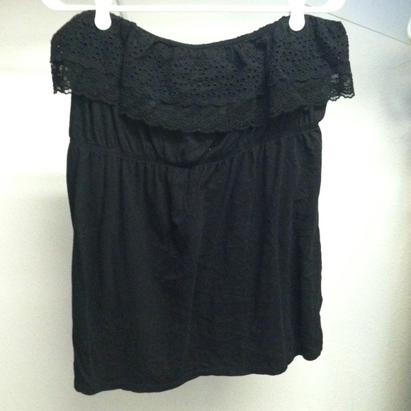 ❌Reserved❌Black tube top