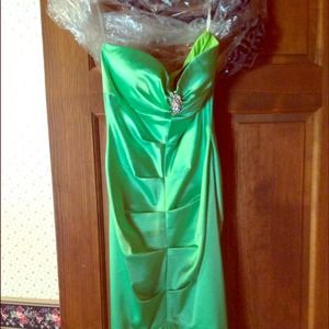 Size 5/6 lime green prom dress