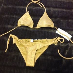 ⛔TRADED⛔Gold shimmer bikini
