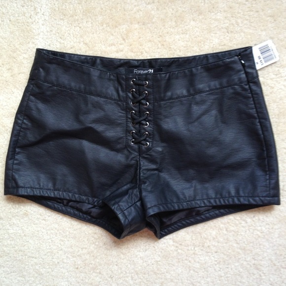 Black (forever 21) Leather Shorts - size Medium