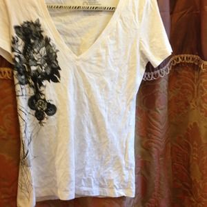 White Nike shirt like new