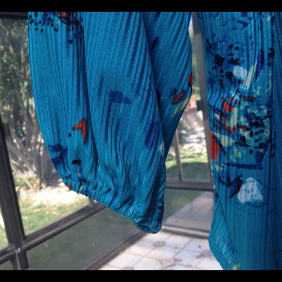 Teal Vintage Blouse - Picture 3 of 3