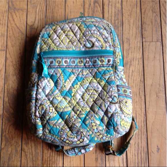 SOLD⛔ Peacock design Vera Bradley backpack