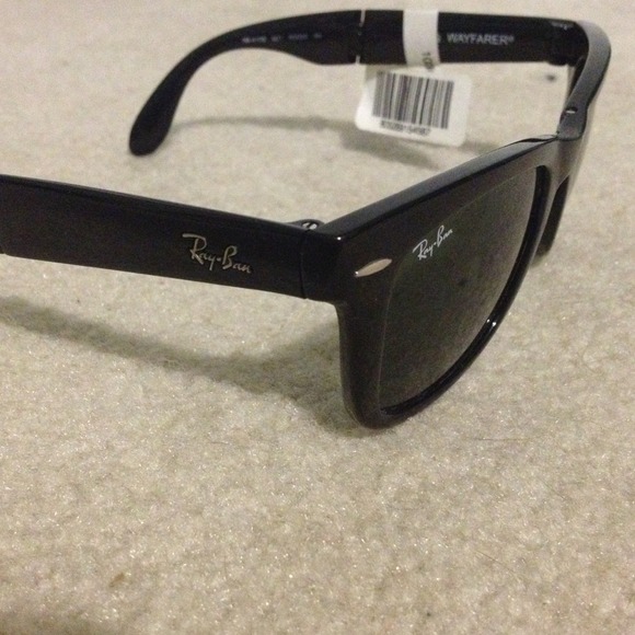 ?TRADED! Black foldable Ray-Ban Sunglasses