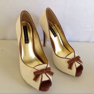 Steve Madden Peep Toes