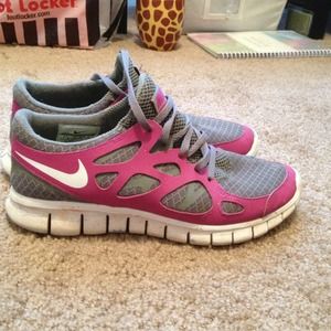 Nike Free Run 2's