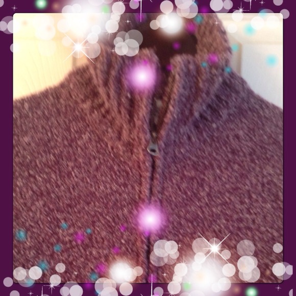 🔴🔴SOLD🔴🔴Cozy Sweater - Picture 2 of 4