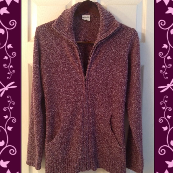 🔴🔴SOLD🔴🔴Cozy Sweater - Picture 4 of 4