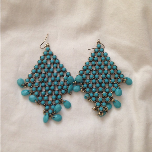 Chandelier earrings