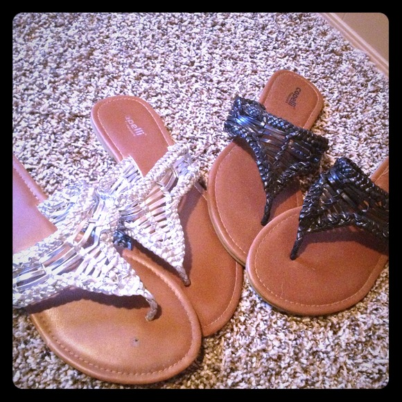 Size 7 sandals wore once bundle