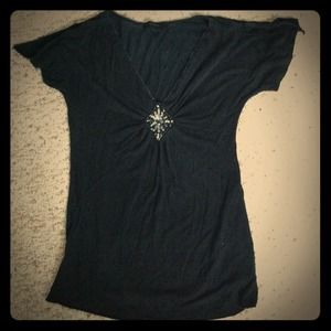Black v neck tee with sequin detail