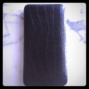 Urban outfitter wallet