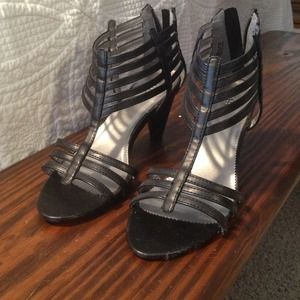 Size 7 1/2 heels