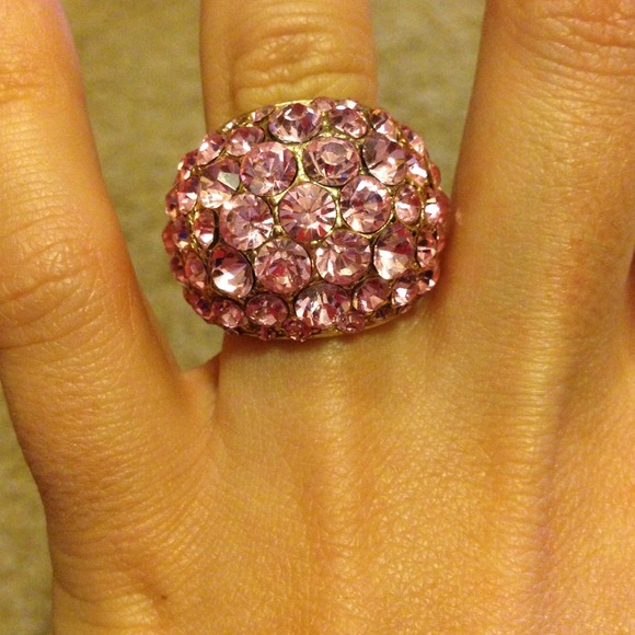 Fun sparkly pink cocktail ring!