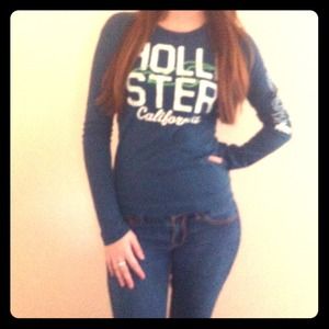 Long sleeve Hollister Tee.