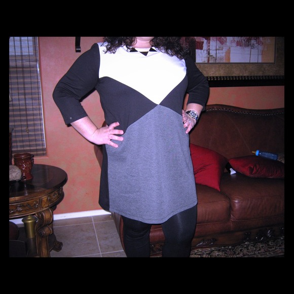Bundle!!This is blouse dress.