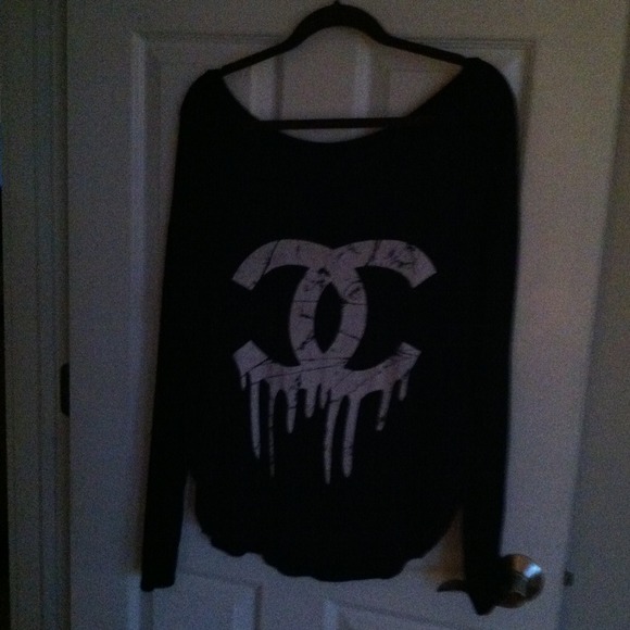 Bleeding chanel shirt