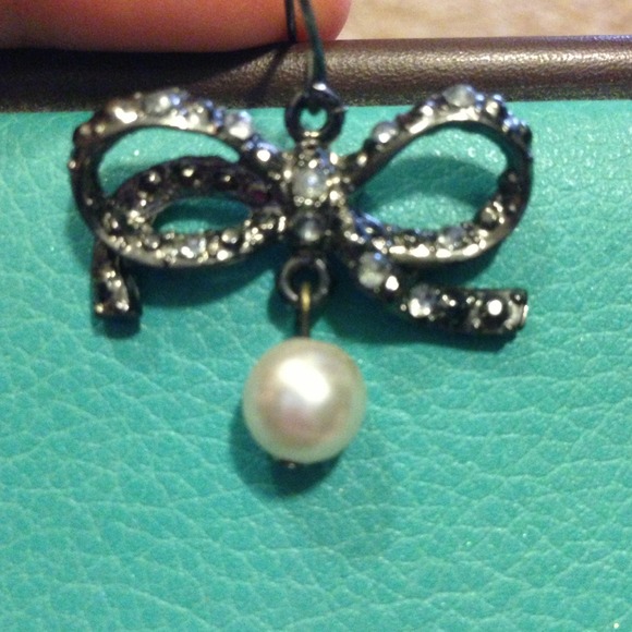 Sold!! Now earrings with drop pearl